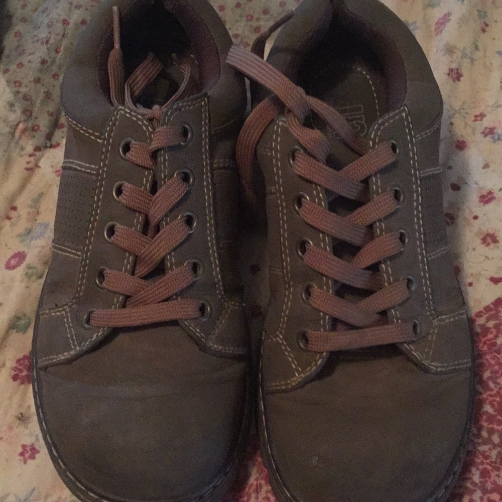 Chunky shoes work or play 7 grayish brown